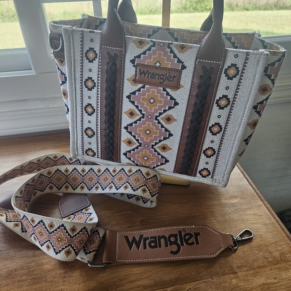 Wrangler Women's Geometric Patterned Tote Bag - Brown and Cream - Picture 1 of 11